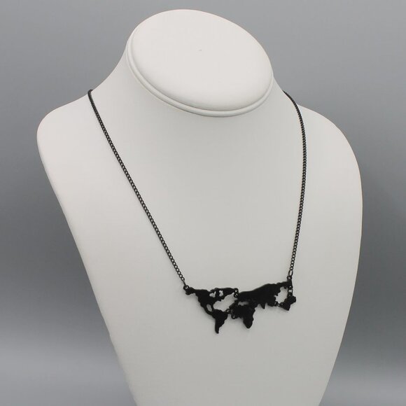Necklace jewelry Earth globe world black tone with chain travel adventure new - Picture 7 of 8